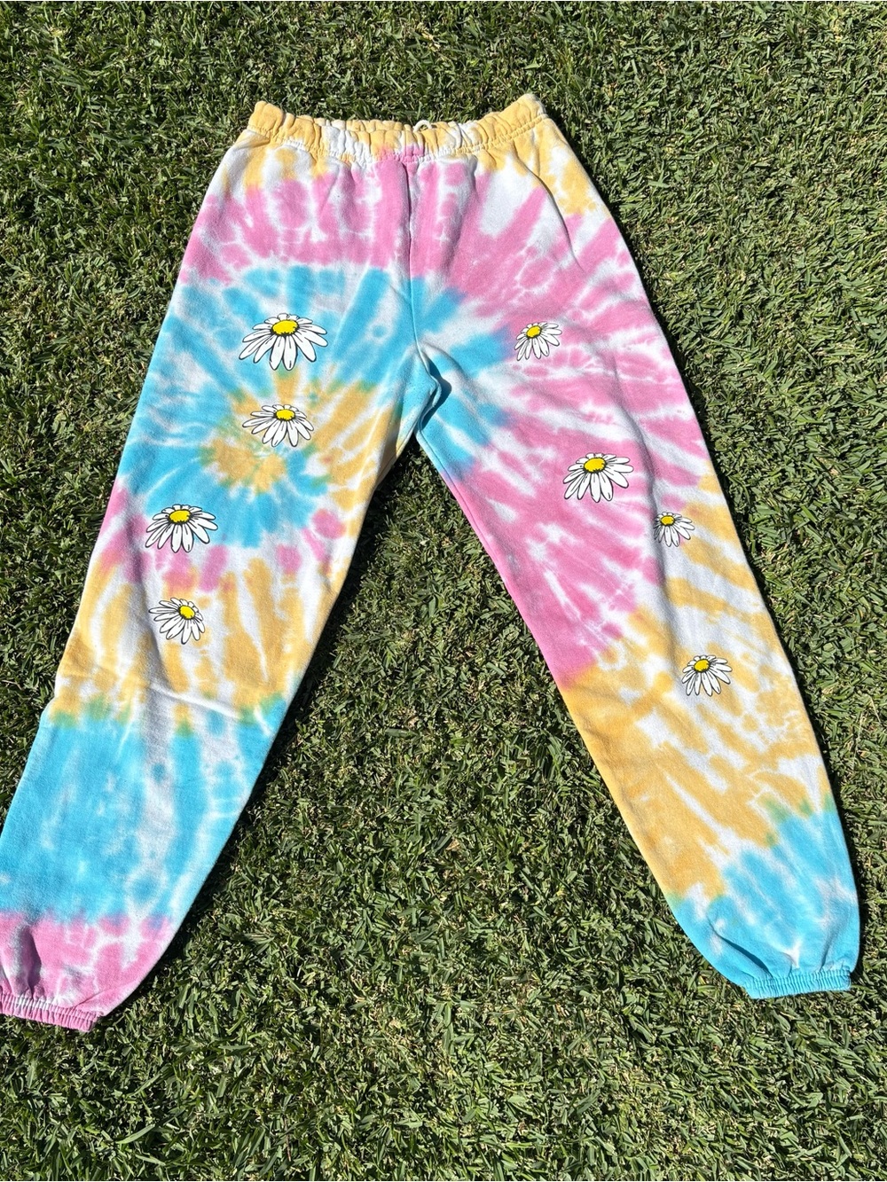 BSR By Samii Ryan Tie-dye sweatpants with daisies
